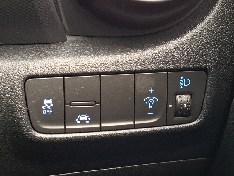 Used Hyundai KONA 2018 for sale - 77644745: Photo 17