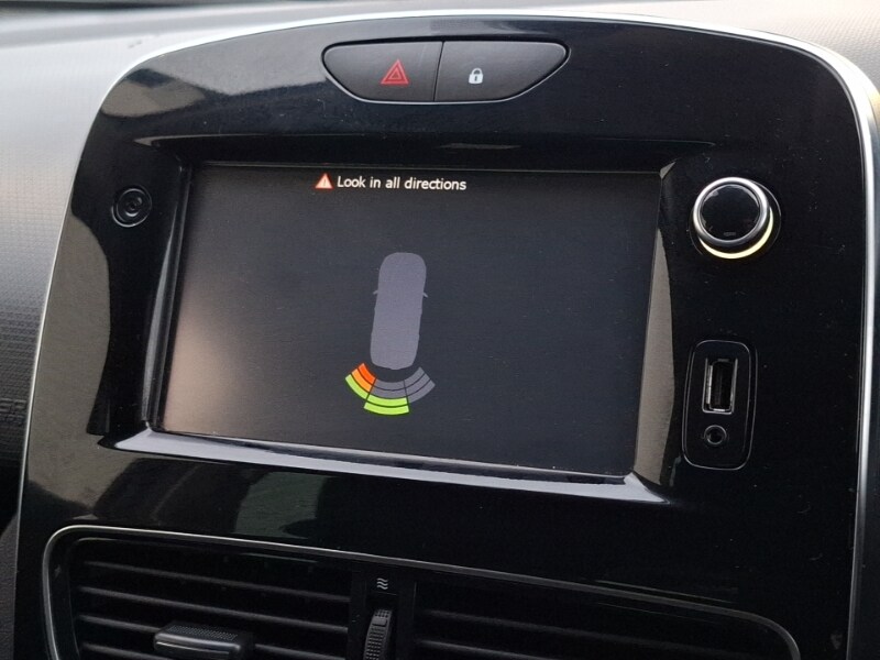 Used Renault Clio 2018 for sale - 76815834: Photo 12