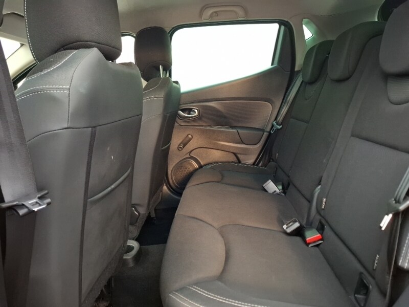 Used Renault Clio 2018 for sale - 76815834: Photo 6