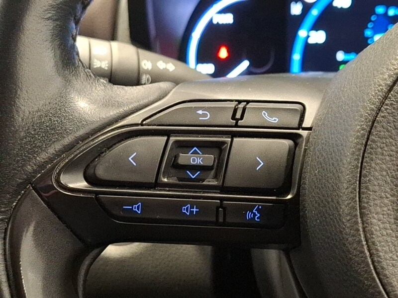 Used Toyota Yaris Cross 2022 for sale - 76166243: Photo 16