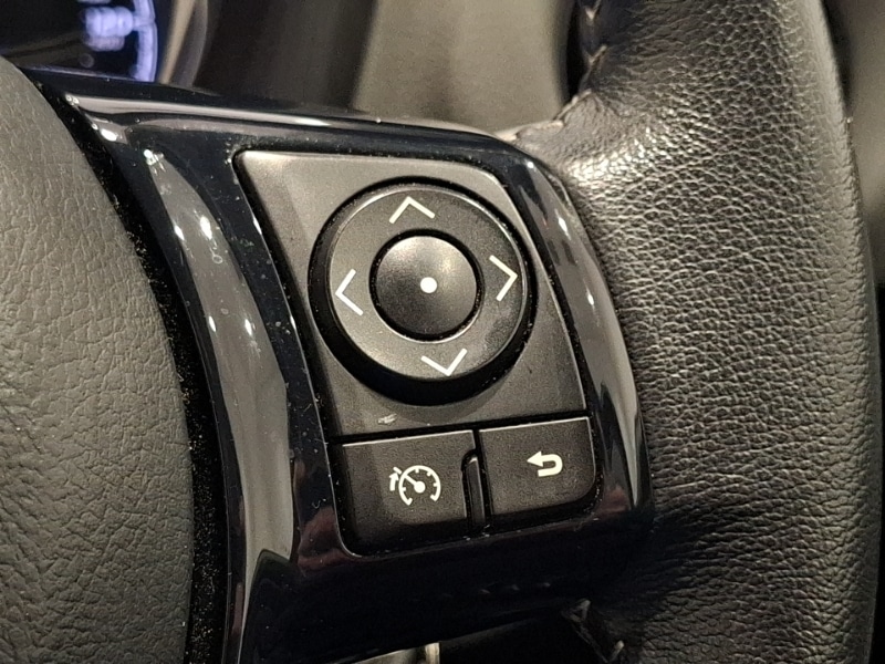 Used Toyota Yaris 2018 for sale - 77433540: Photo 17