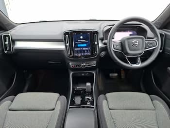 Used Volvo XC40 2023 for sale - 79642294: Photo