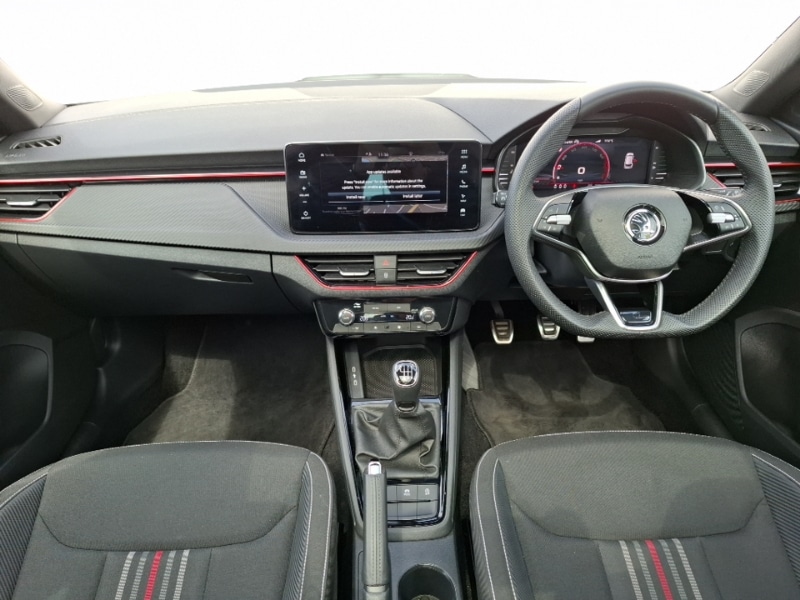 Used Skoda Kamiq 2024 for sale - 76893525: Photo 2