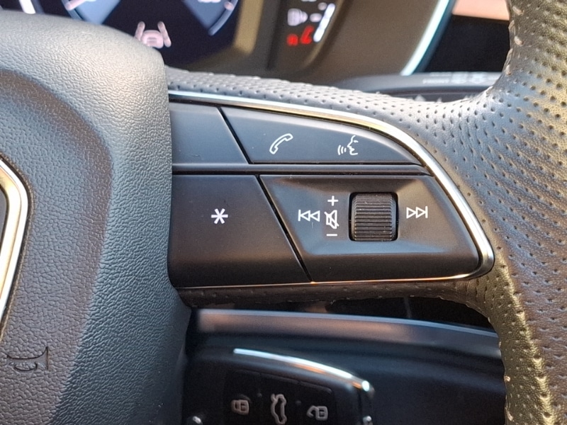 Used Audi Q3 2019 for sale - 76695802: Photo 16