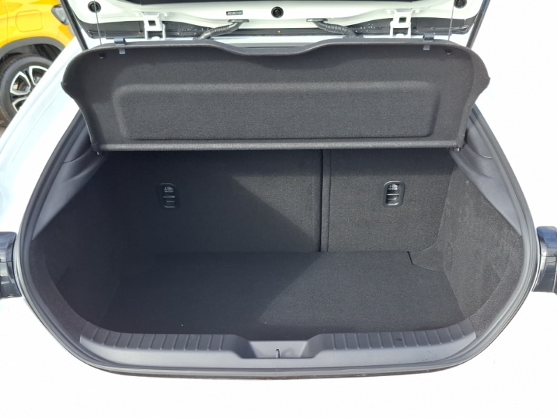 Used Mazda Mazda3 2025 for sale - 76354785: Photo 8