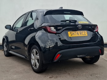 Used Toyota Yaris 2024 for sale - 76183292: Photo 3