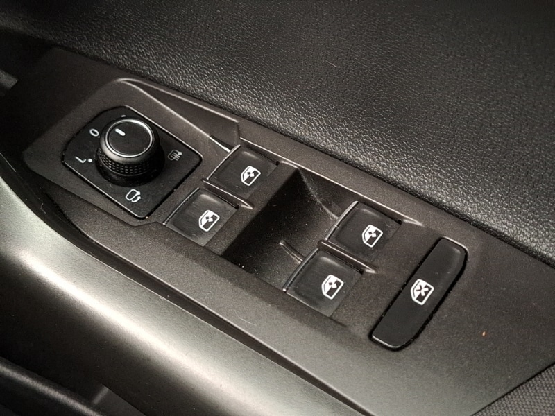 Used Volkswagen Polo 2018 for sale - 77832604: Photo 18