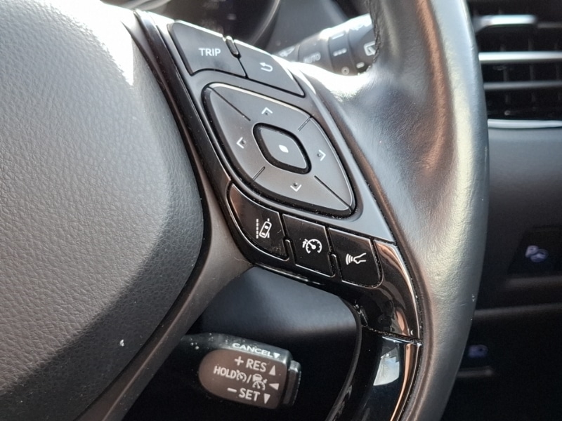 Used Toyota C-HR 2018 for sale - 78178906: Photo 17