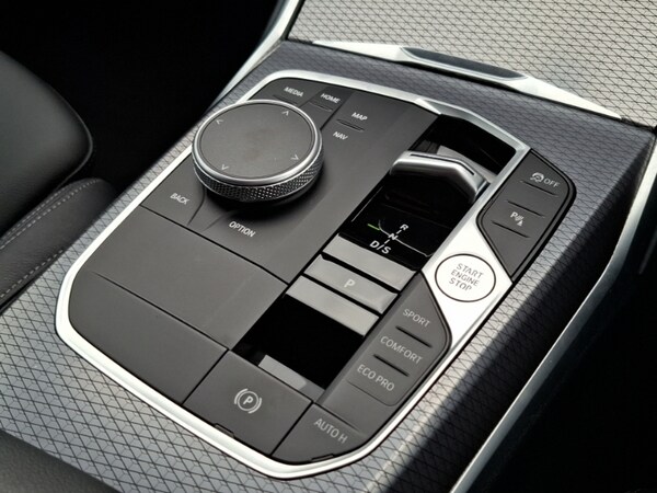 Used BMW 3 Series 2024 for sale - 75622185: Photo 14