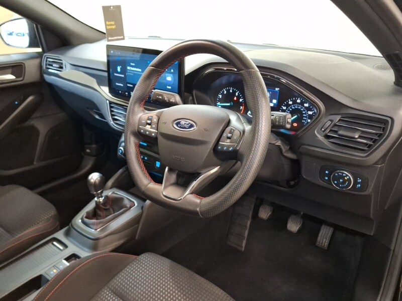 Used Ford Focus 2023 for sale - 77816602: Photo 11