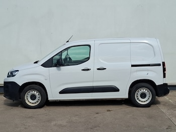 Used Citroen Berlingo 2024 for sale - 79536967: Photo