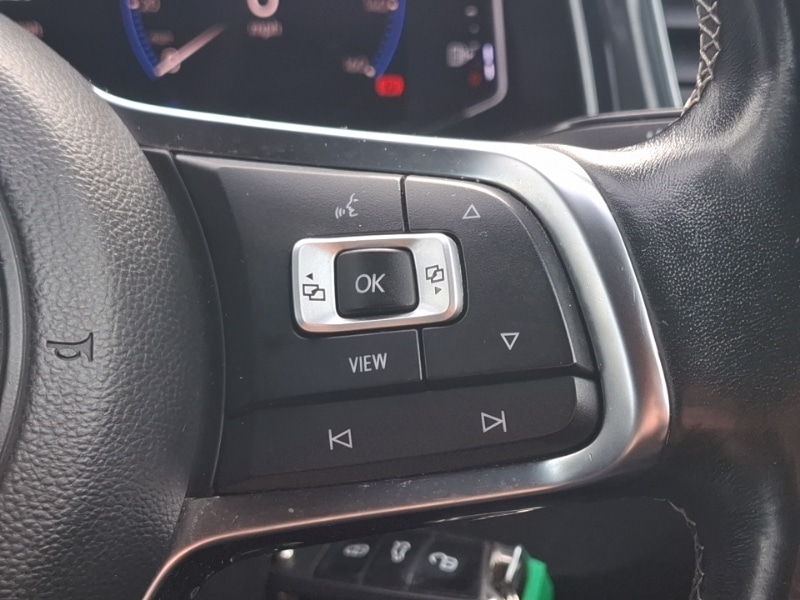 Used Volkswagen T-Roc 2019 for sale - 77933617: Photo 16