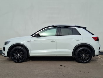 Used Volkswagen T-Roc 2019 for sale - 77933617: Photo