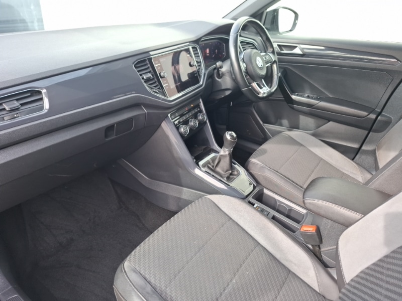 Used Volkswagen T-Roc 2019 for sale - 77933617: Photo 5