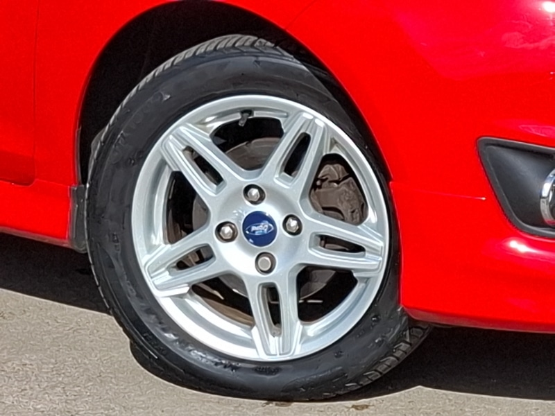 Used Ford Fiesta 2013 for sale - 78203300: Photo 9