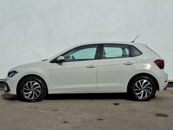 Used Volkswagen Polo 2023 for sale - 78327410: Photo