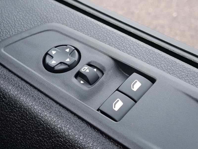 Used Vauxhall Vivaro 2024 for sale - 76721929: Photo 18