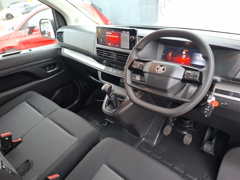 Used Vauxhall Vivaro 2024 for sale - 76721929: Photo 2