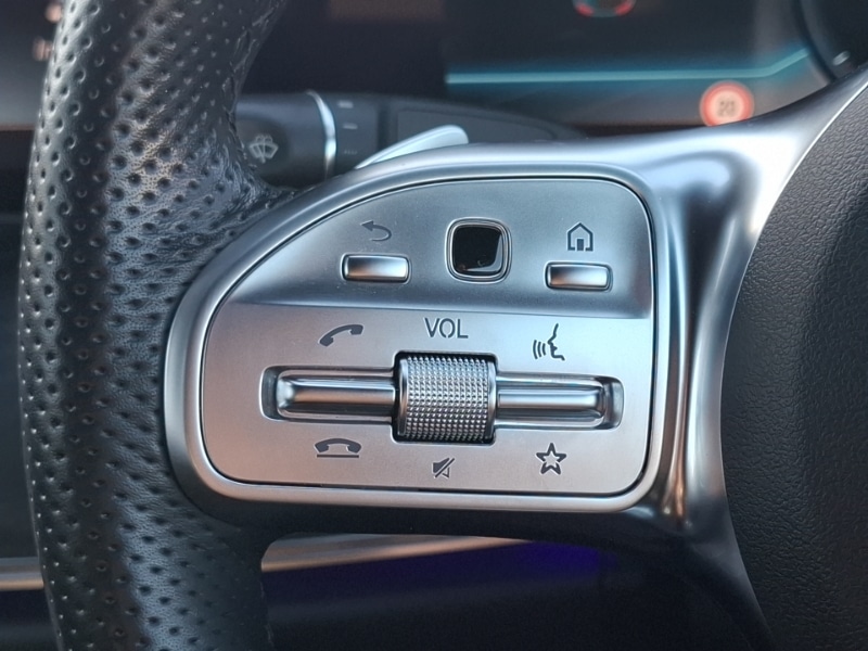 Used Mercedes-Benz E Class 2019 for sale - 76052377: Photo 15