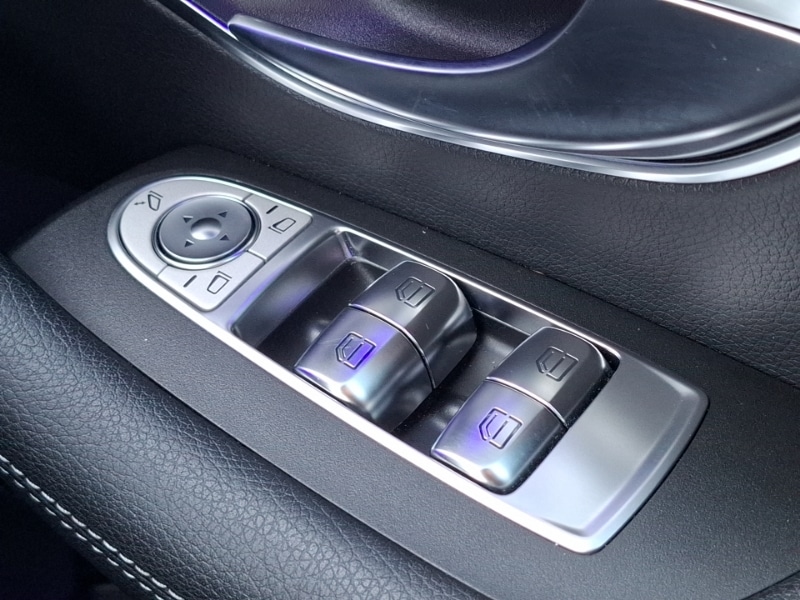 Used Mercedes-Benz E Class 2019 for sale - 76052377: Photo 18