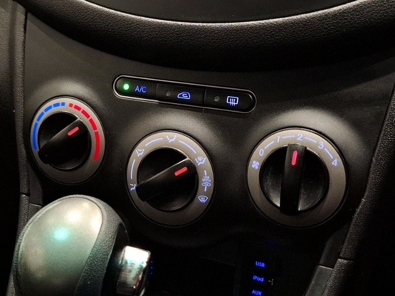 Used Hyundai i10 2013 for sale - 77289906: Photo 13