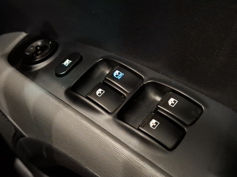 Used Hyundai i10 2013 for sale - 77289906: Photo 18