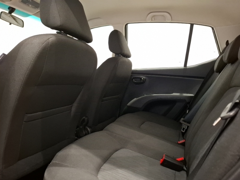 Used Hyundai i10 2013 for sale - 77289906: Photo 6