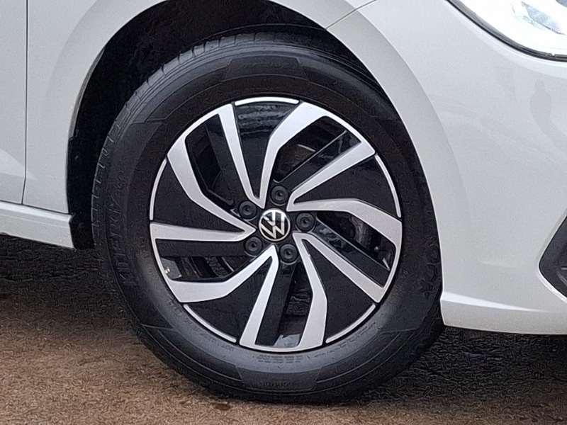 Used Volkswagen Polo 2023 for sale - 77611111: Photo 9