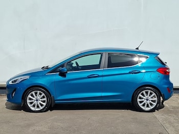 Used Ford Fiesta 2018 for sale - 79461458: Photo