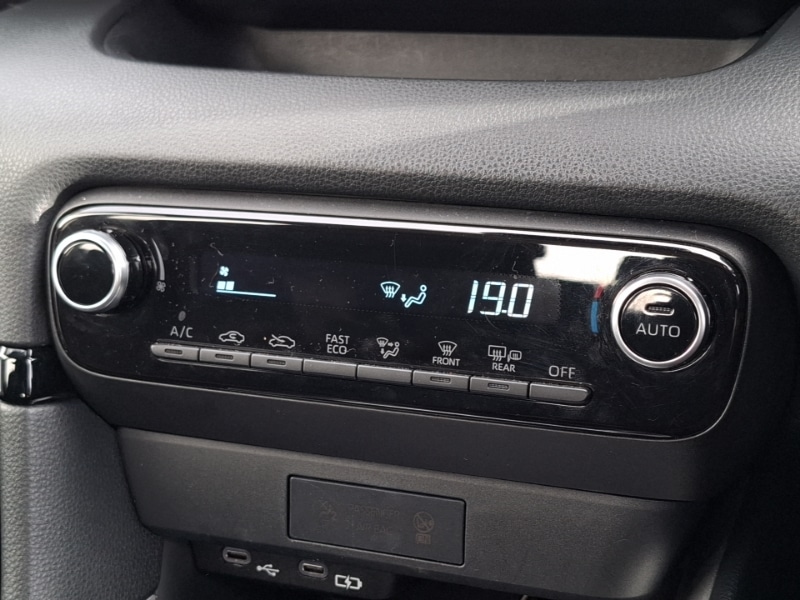 Used Mazda Mazda2 HYBRID 2024 for sale - 76478866: Photo 13