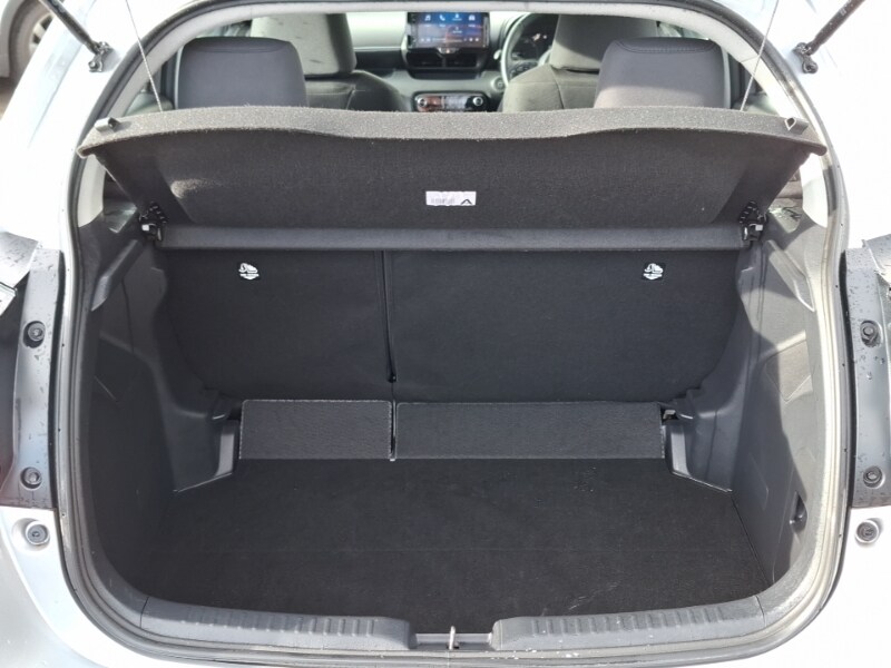 Used Mazda Mazda2 HYBRID 2024 for sale - 76478866: Photo 8