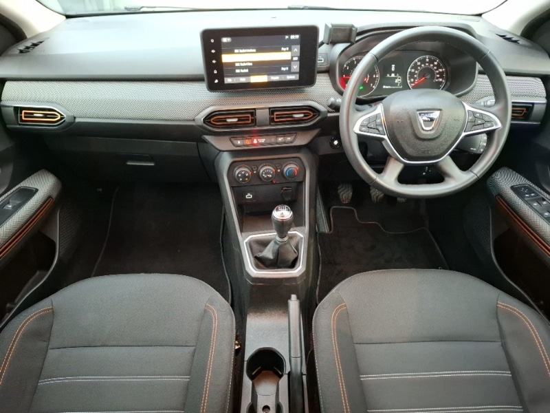 Used Dacia Sandero Stepway 2022 for sale - 76970421: Photo 2