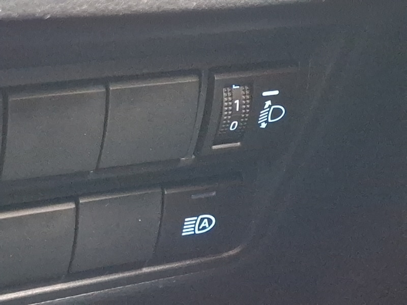 Used Mazda Mazda2 HYBRID 2022 for sale - 76471751: Photo 18