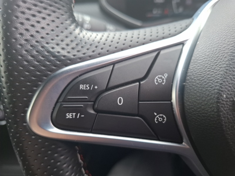 Used Renault Clio 2023 for sale - 76208598: Photo 13