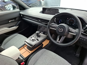Used Mazda CX-30 2025 for sale - 75618128: Photo