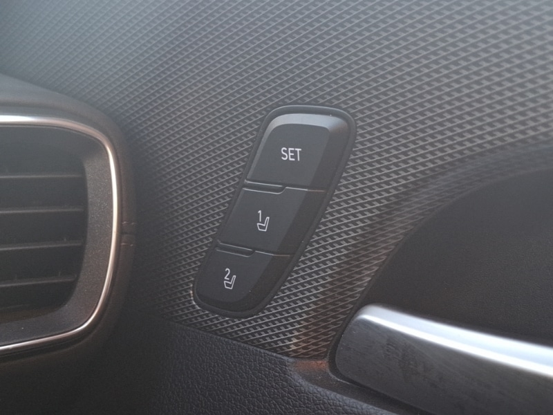 Used Hyundai Santa Fe 2020 for sale - 77716925: Photo 17