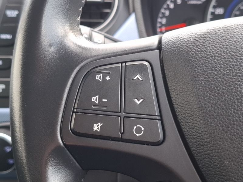 Used Hyundai i10 2016 for sale - 76451094: Photo 16