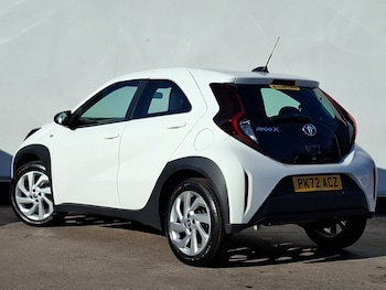 Used Toyota Aygo X 2022 for sale - 76325651: Photo 3