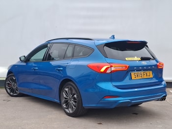 Used Ford Focus 2019 for sale - 78065652: Photo