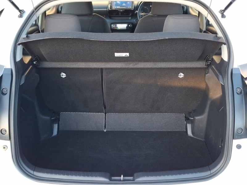 Used Mazda Mazda2 HYBRID 2024 for sale - 77223848: Photo 8