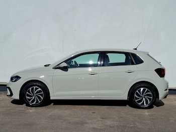 Used Volkswagen Polo 2023 for sale - 75926406: Photo