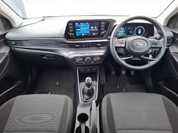 Used Hyundai i20 2023 for sale - 79411465: Photo