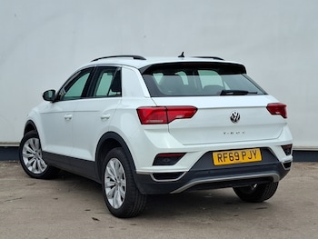 Used Volkswagen T-Roc 2020 for sale - 79382860: Photo