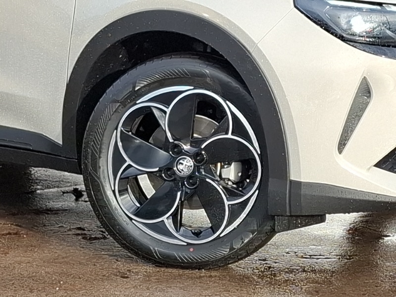 Used Alfa Romeo Junior 2025 for sale - 76393197: Photo 9