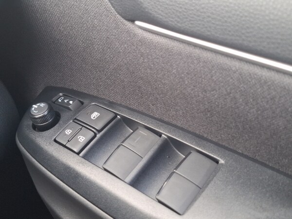 Used Mazda Mazda2 HYBRID 2025 for sale - 76195746: Photo 16