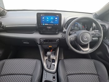Used Mazda Mazda2 HYBRID 2025 for sale - 76195746: Photo 2