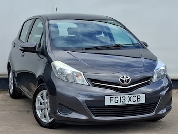 Used Toyota Yaris 2013 for sale - 78884845: Photo