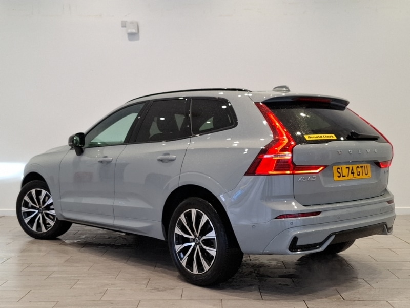 Used Volvo XC60 2024 for sale - 76628924: Photo 3