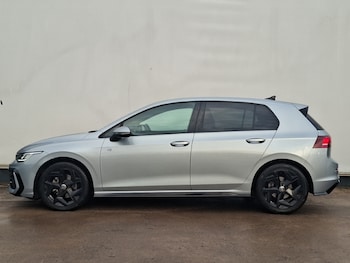 Used Volkswagen Golf 2024 for sale - 77004563: Photo