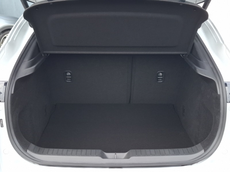 Used Mazda CX-30 2025 for sale - 76502147: Photo 8